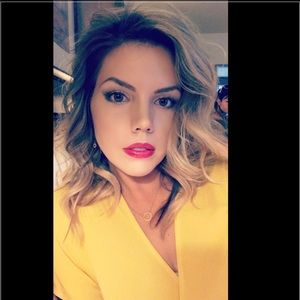 Meet your Posher, Crystal